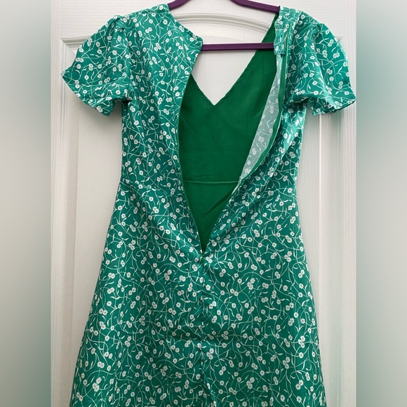 JJWM Wowan Green Floral Mini Dress w Back Zip size Small - Picture 2 of 7